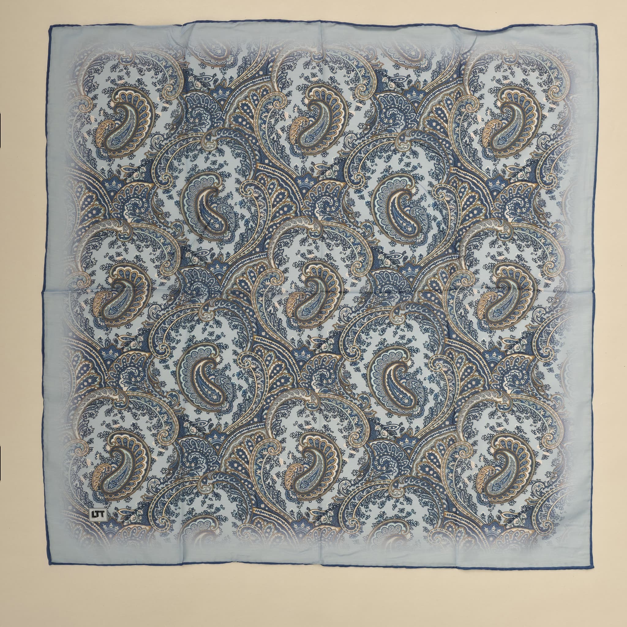 PAİSLEY — flat-lay